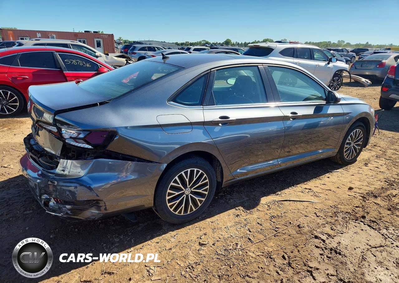 2019 Volkswagen Jetta S VIN:3VWCB7BUXKM239777 - 3