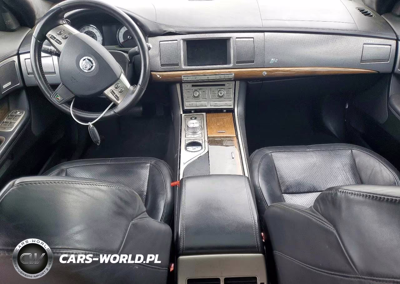 2011 Jaguar Xf R VIN:SAJWA0JC5BMR95582 - 8