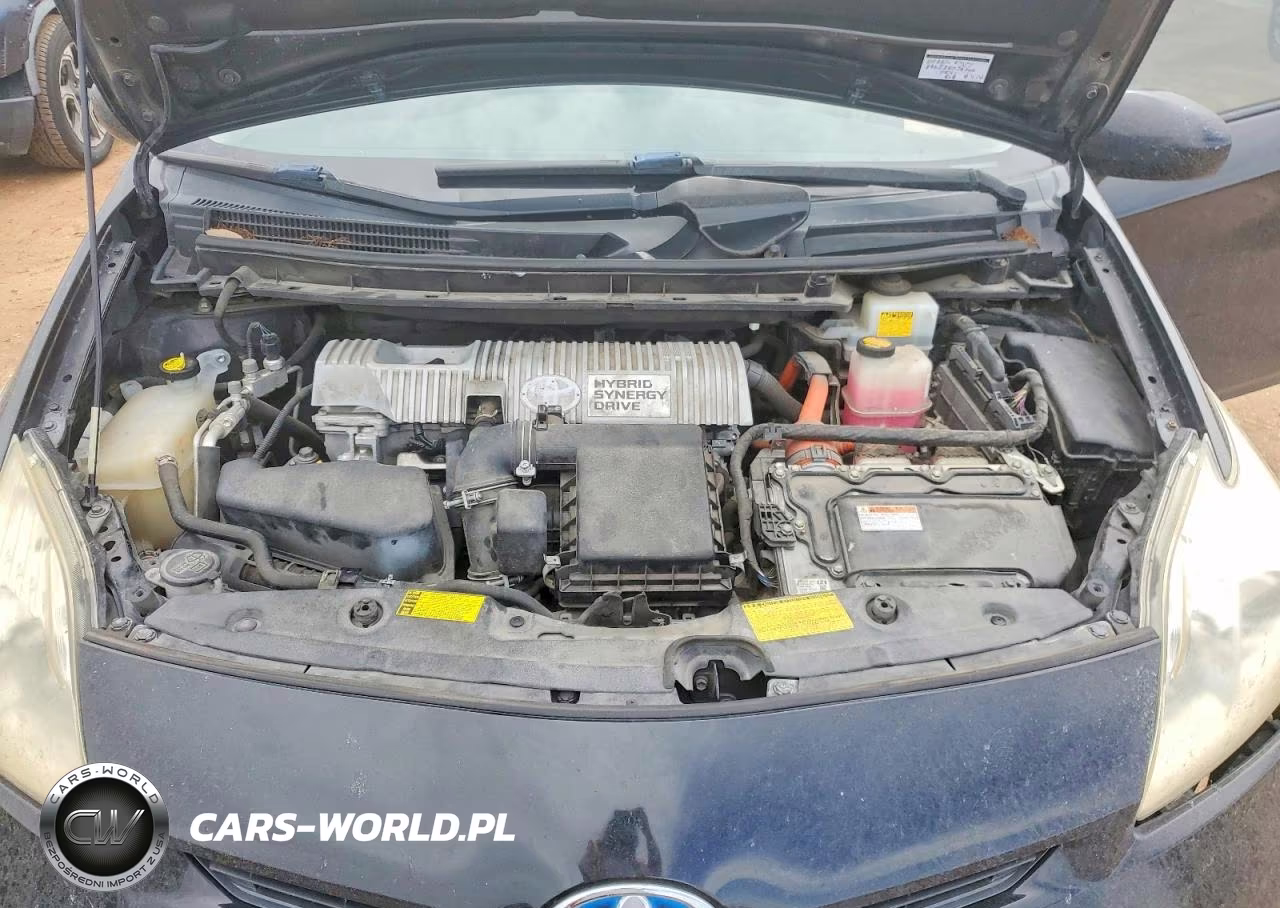 2013 Toyota Prius Two VIN:JTDKN3DU6D1712411 - 11