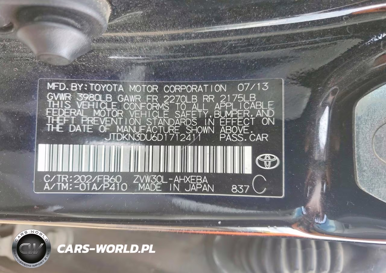 2013 Toyota Prius Two VIN:JTDKN3DU6D1712411 - 12