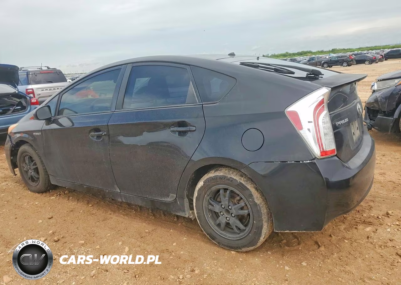 2013 Toyota Prius Two VIN:JTDKN3DU6D1712411 - 2