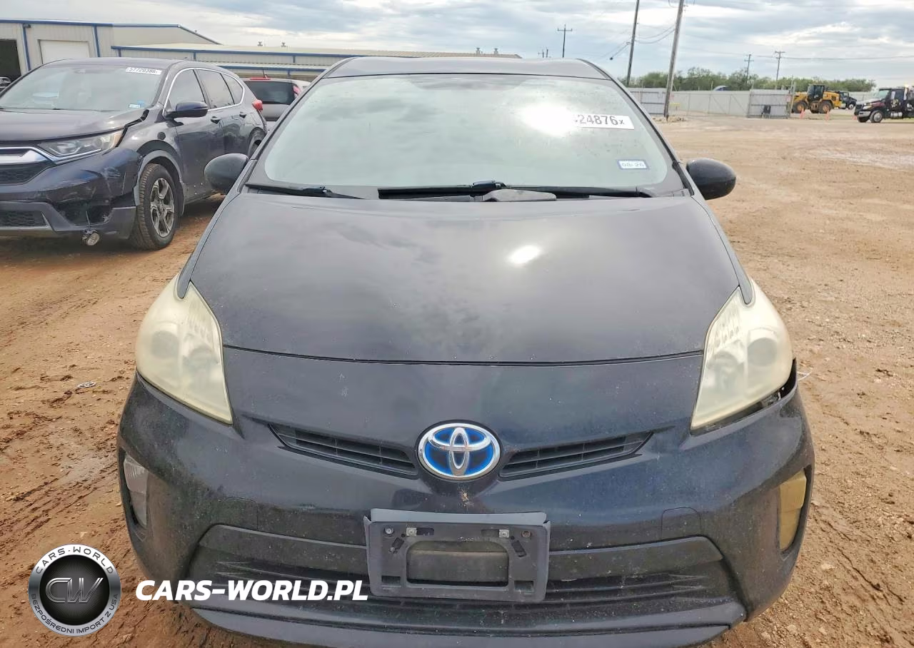 2013 Toyota Prius Two VIN:JTDKN3DU6D1712411 - 5