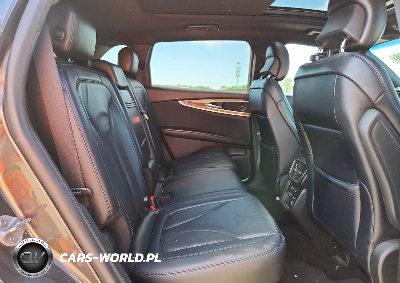 2019 Lincoln Nautilus Select VIN:2LMPJ8K98KBL24188 - 11