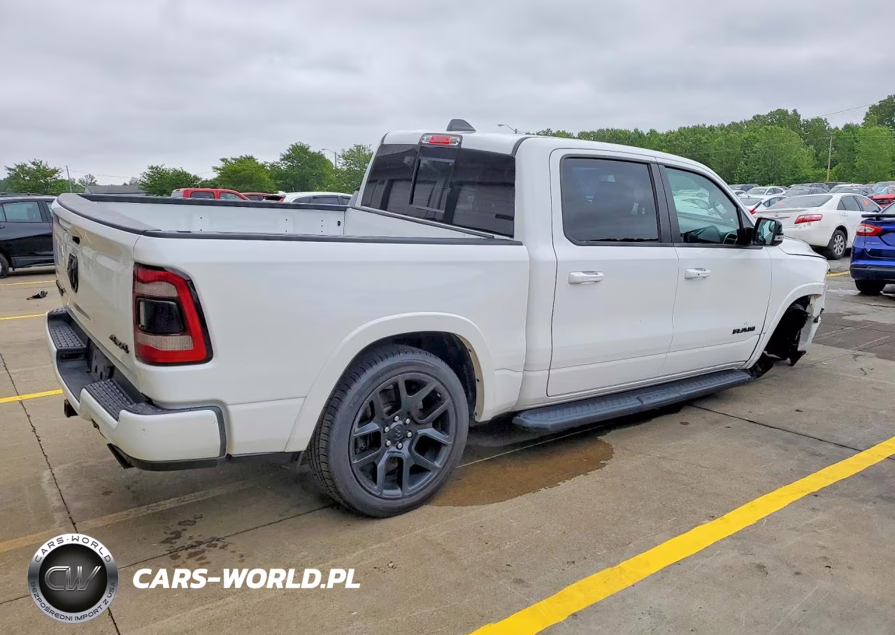 2021 Ram 1500 Laramie VIN:1C6SRFJT5MN737933 - 3