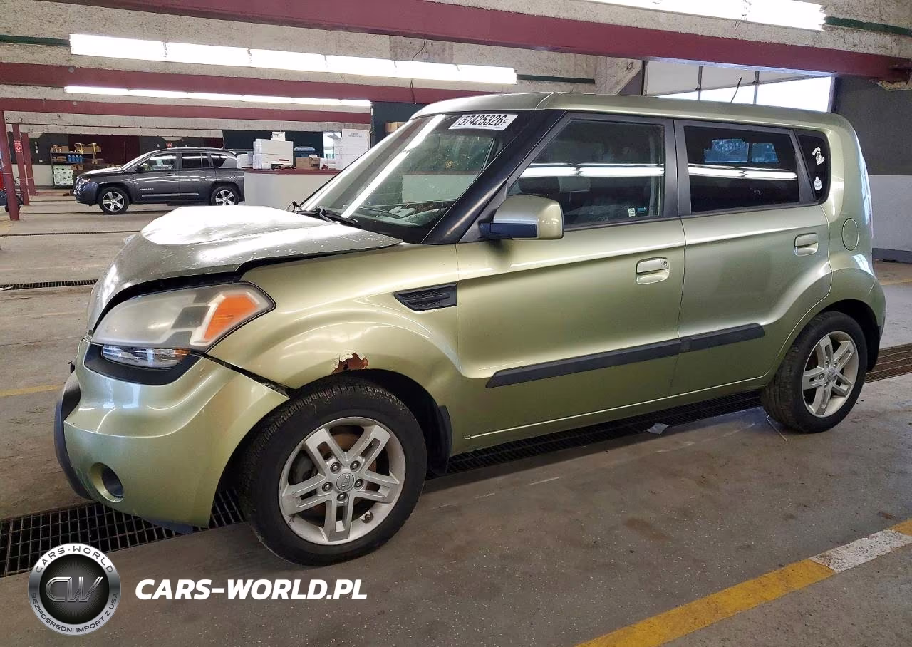 2010 Kia Soul +
