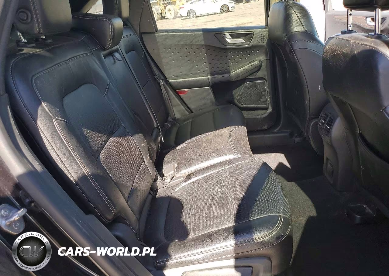 2020 Ford Escape Titanium VIN:1FMCU9DZ9LUB34108 - 10