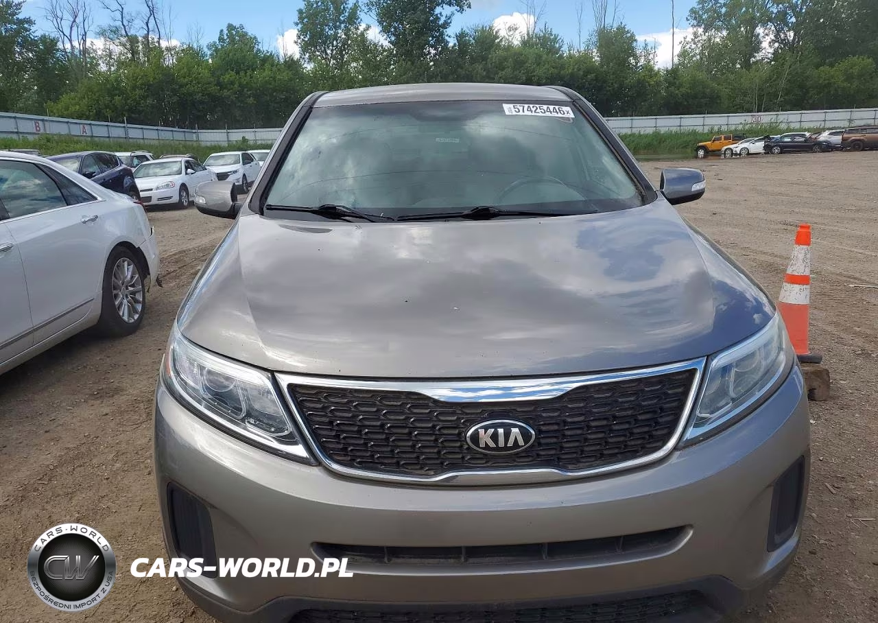 2015 Kia Sorento Lx VIN:5XYKT3A60FG629622 - 5