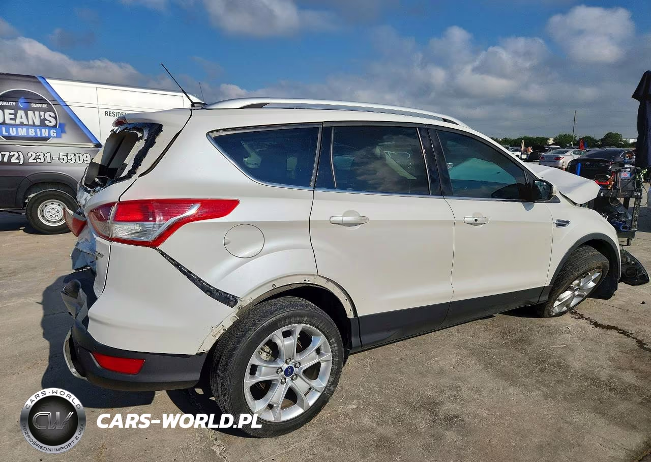 2015 Ford Escape Titanium VIN:1FMCU9J95FUC67361 - 3