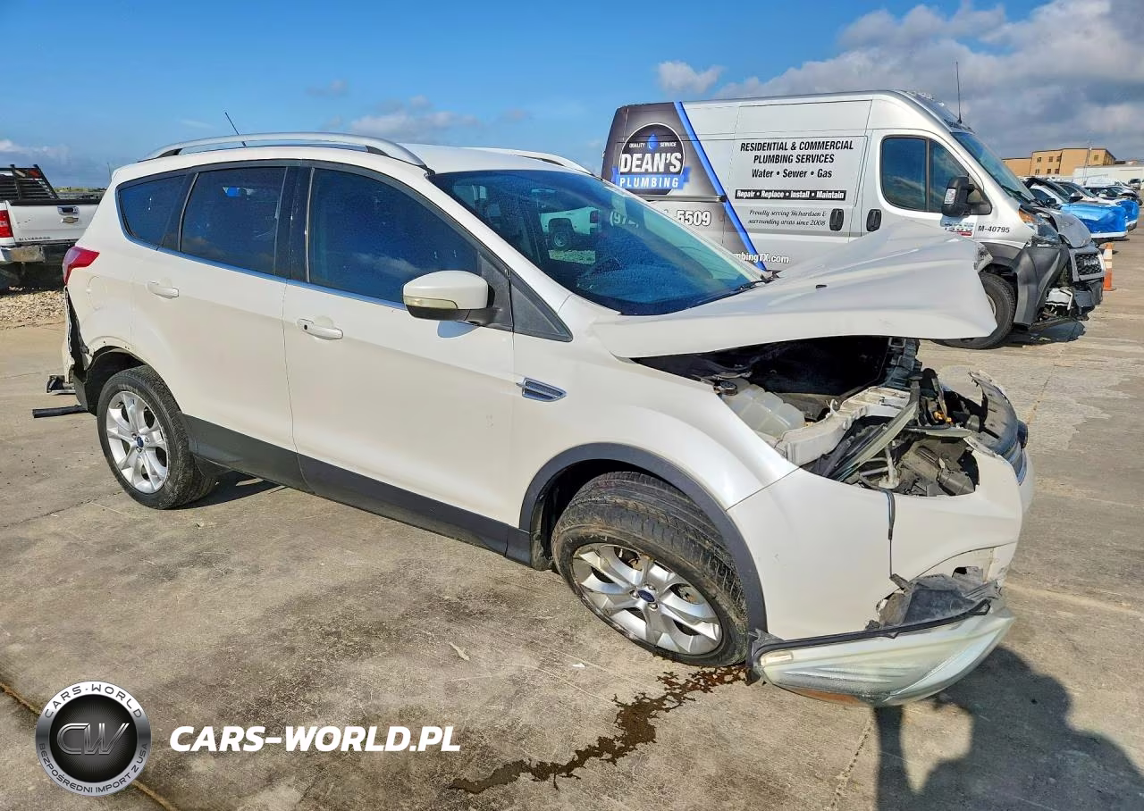 2015 Ford Escape Titanium VIN:1FMCU9J95FUC67361 - 4