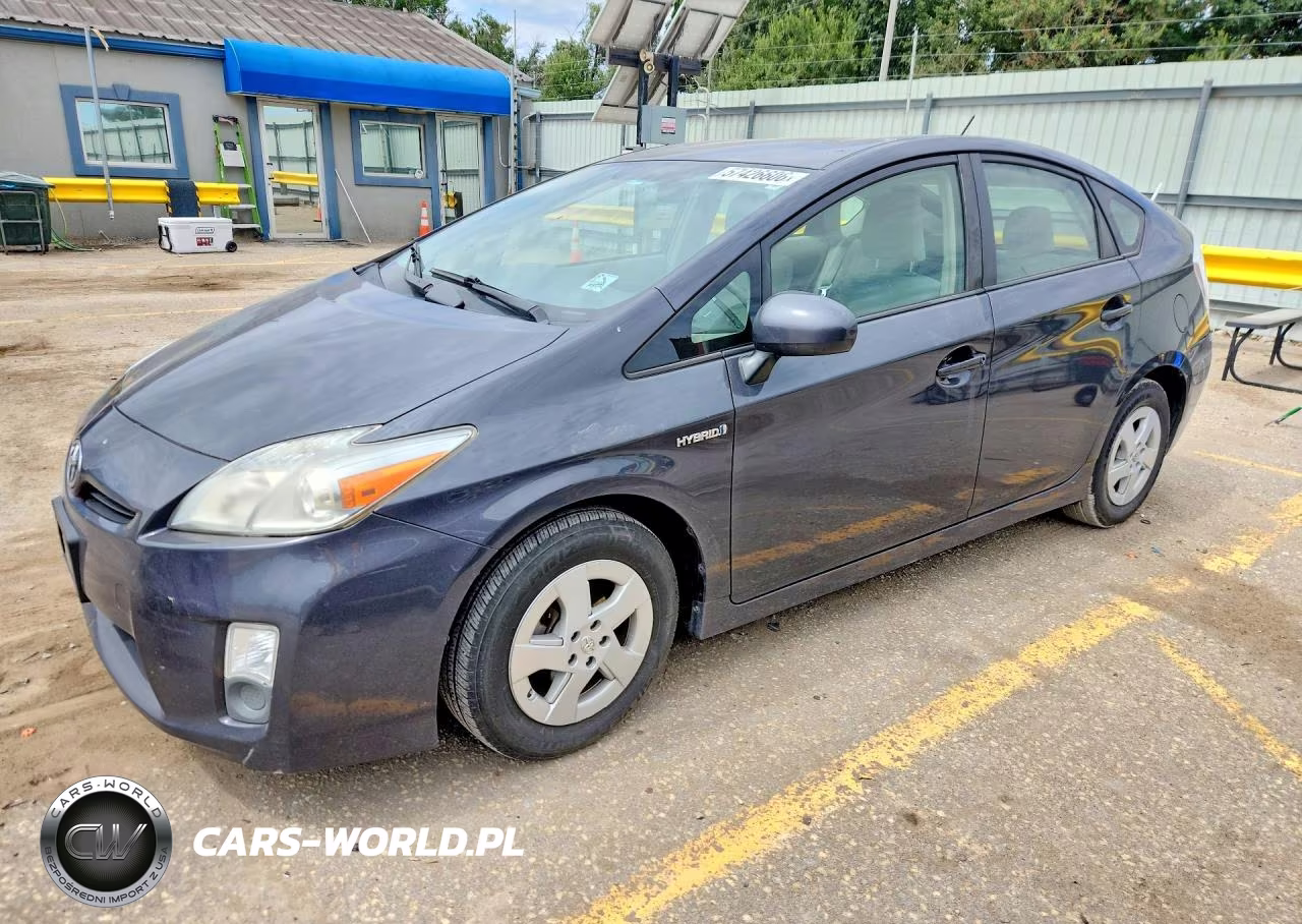 2011 Toyota Prius Two – zdjęcie 1 z 12