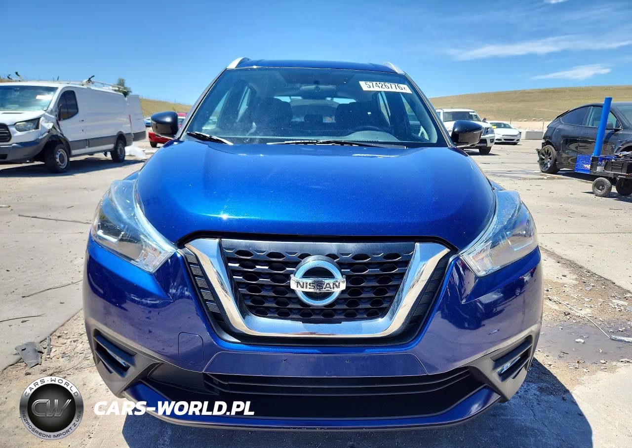 2018 Nissan Kicks Sr VIN:3N1CP5CU6JL508906 - 5