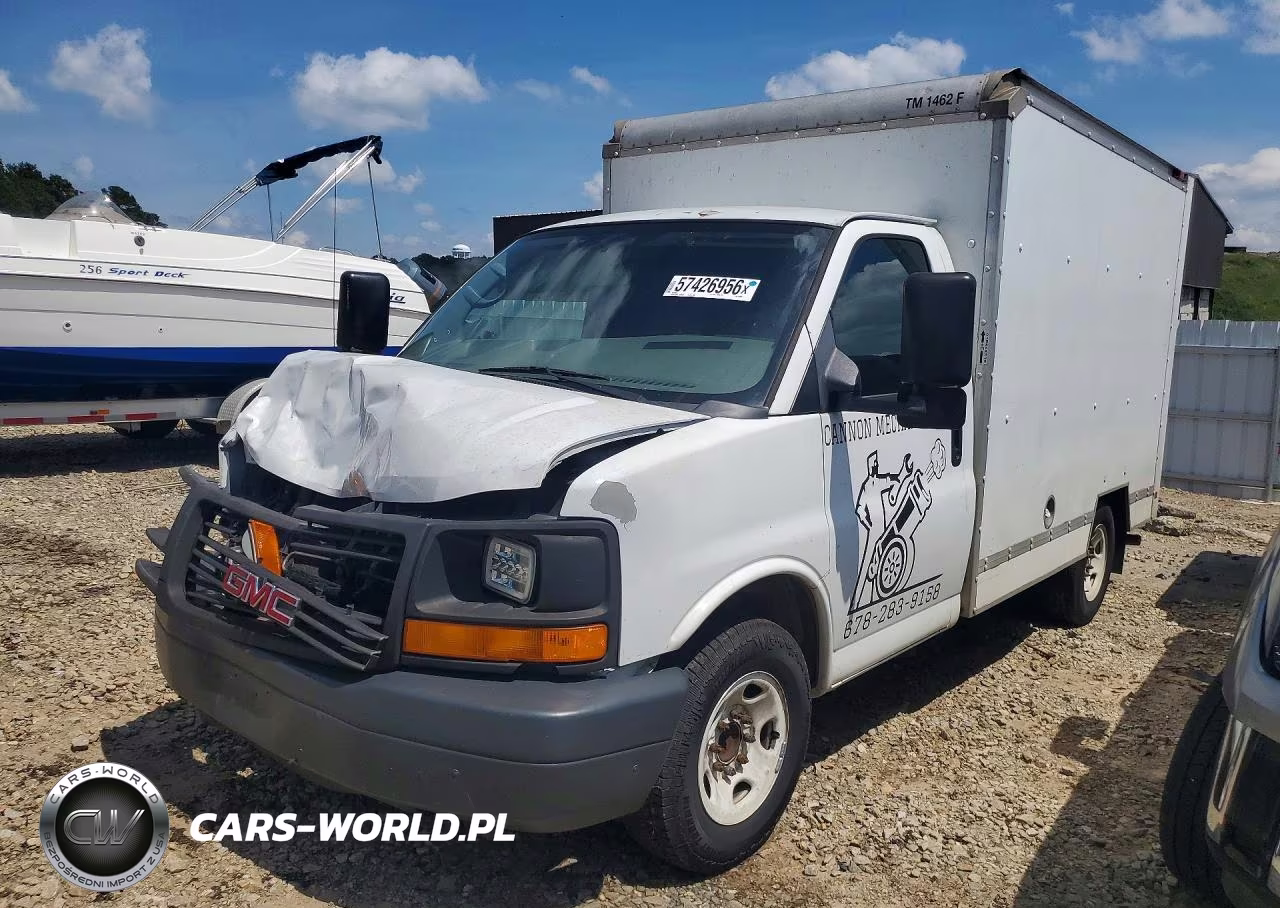 2012 GMC Savana Box Truck