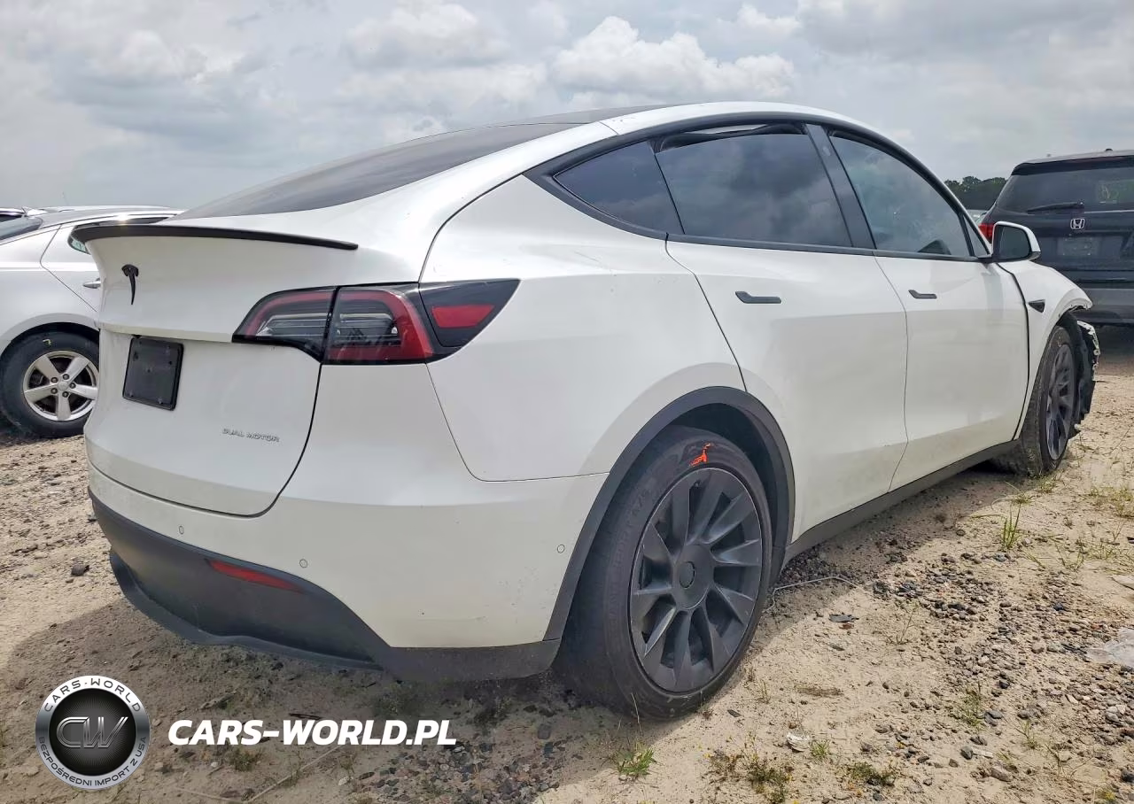 2021 Tesla Model Y VIN:5YJYGDEE8MF200707 - 3