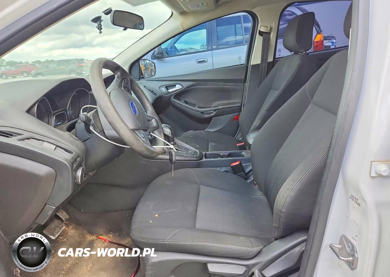 2018 Ford Focus Se VIN:1FADP3K26JL280509 - 7