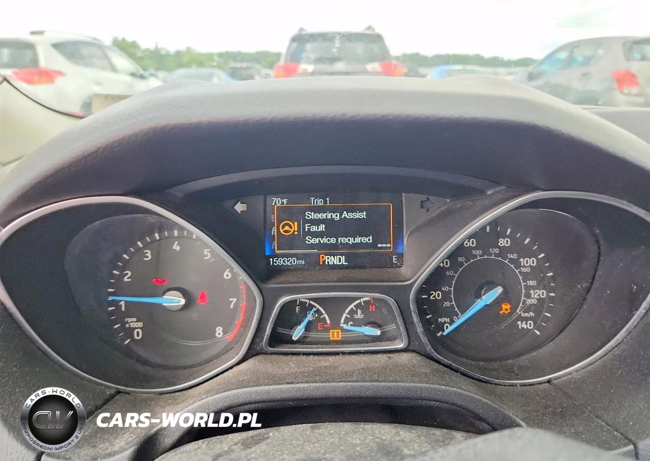 2018 Ford Focus Se VIN:1FADP3K26JL280509 - 9