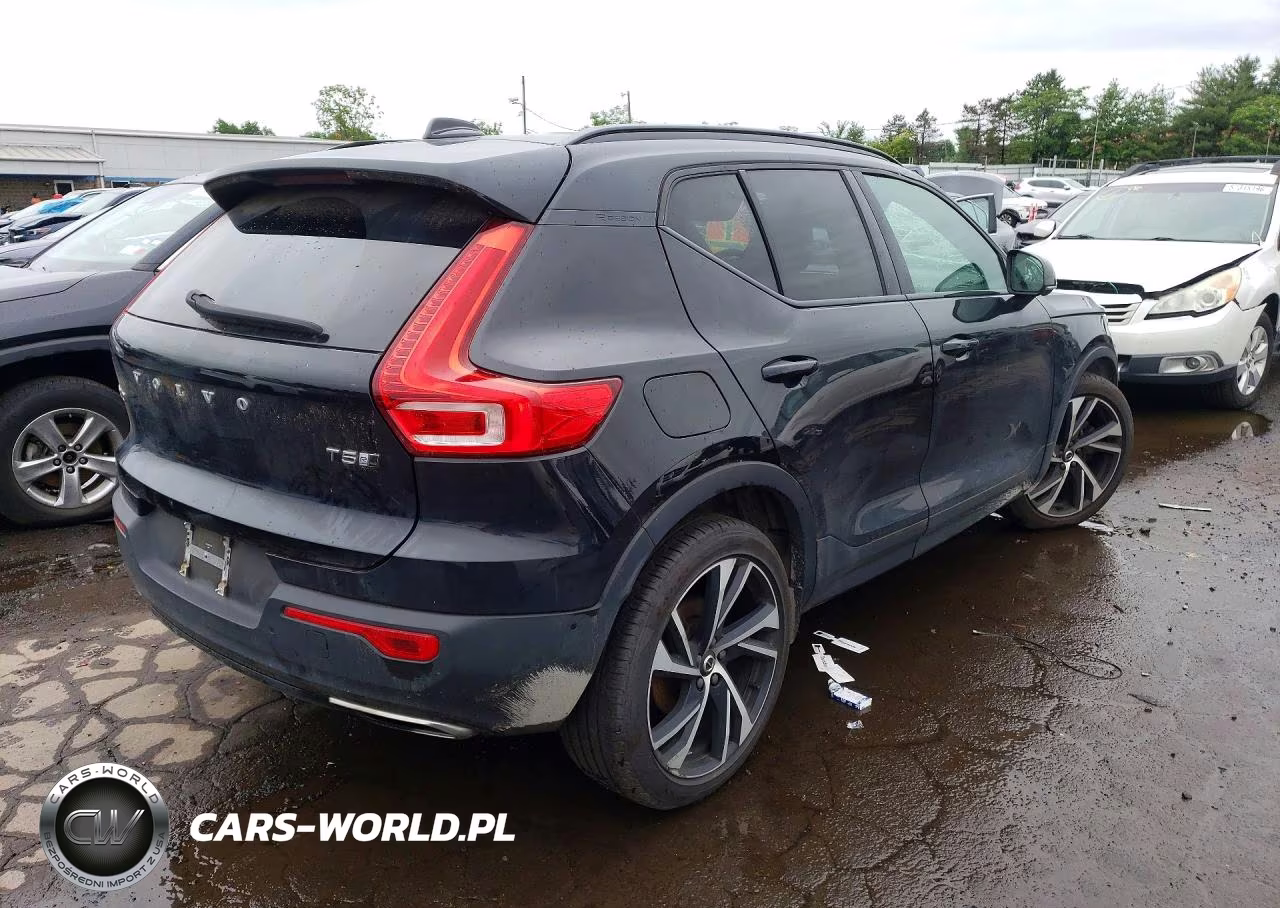 2020 Volvo Xc40 T5 R-Design VIN:YV4162UMXL2237290 - 3