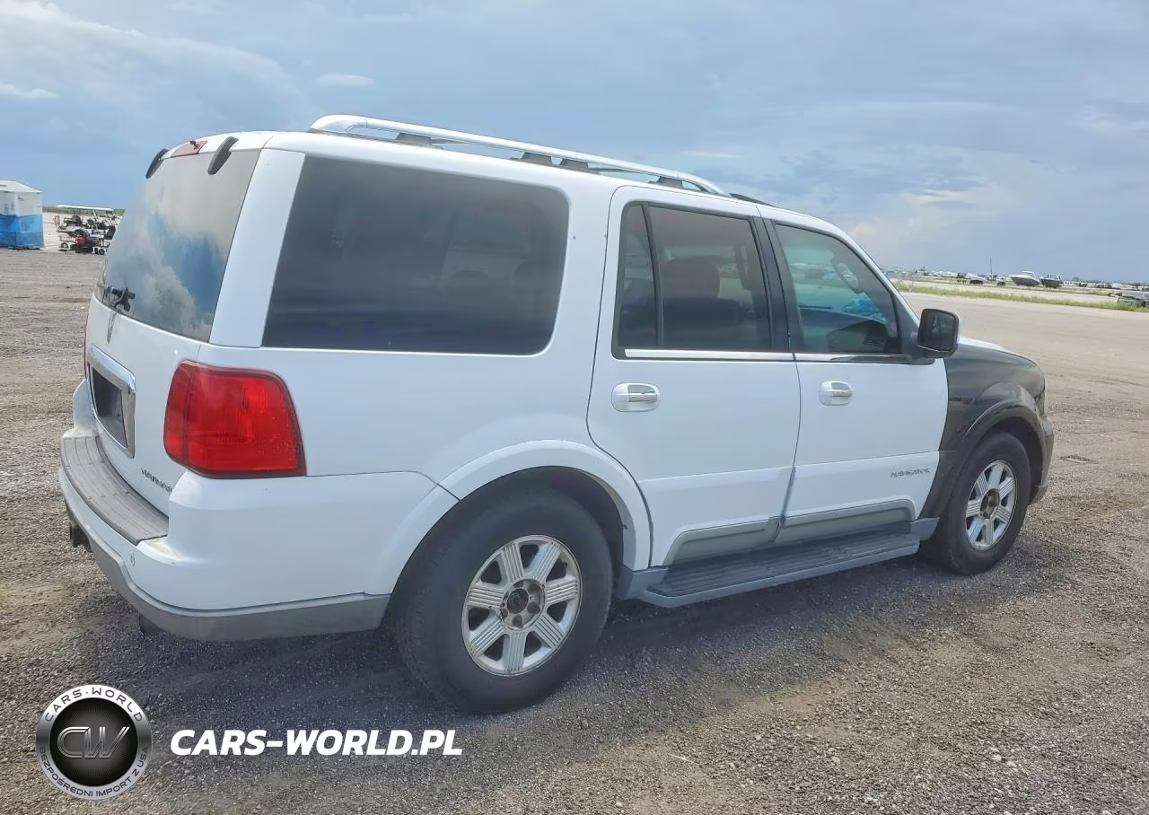 2003 Lincoln Navigator VIN:5LMFU27R73LJ12756 - 3