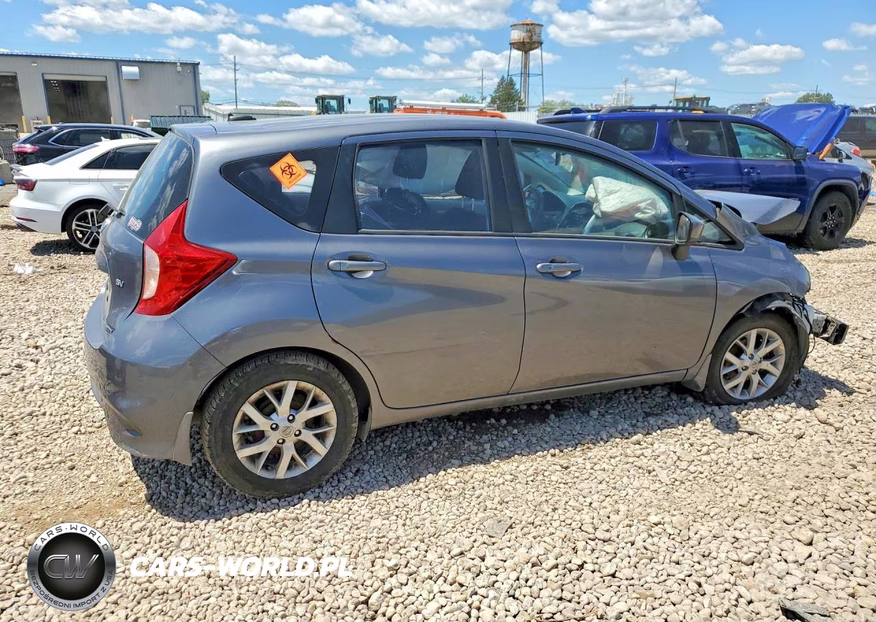 2018 Nissan Versa Note Sv VIN:3N1CE2CP4JL356431 - 3
