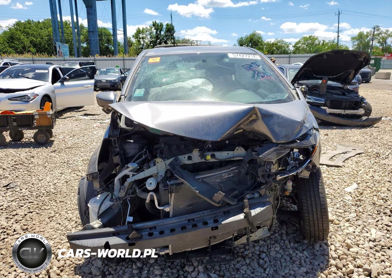 2018 Nissan Versa Note Sv VIN:3N1CE2CP4JL356431 - 5