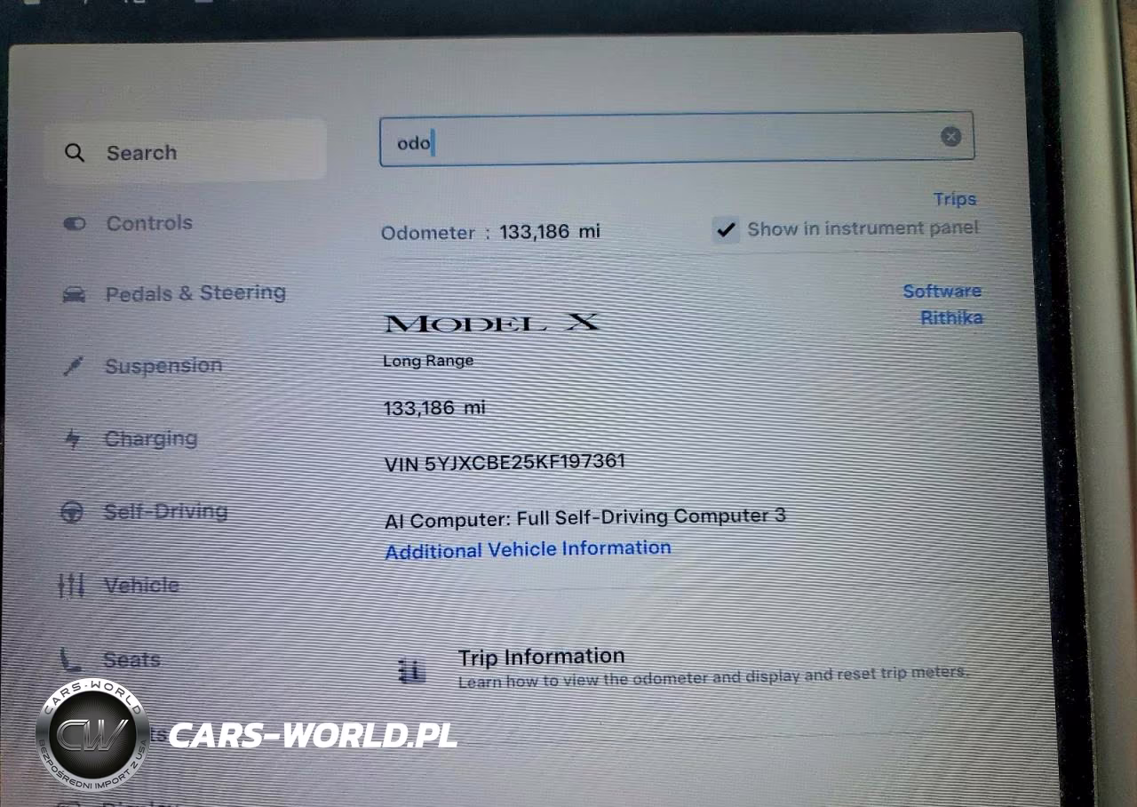 2019 Tesla Model X VIN:5YJXCBE25KF197361 - 9