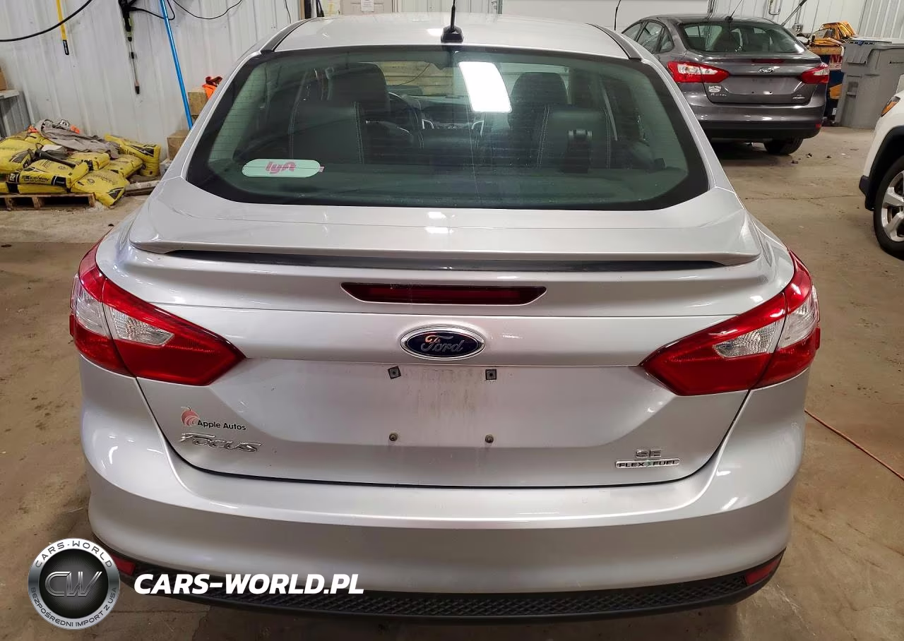 2014 Ford Focus Se VIN:1FADP3F23EL144144 - 6