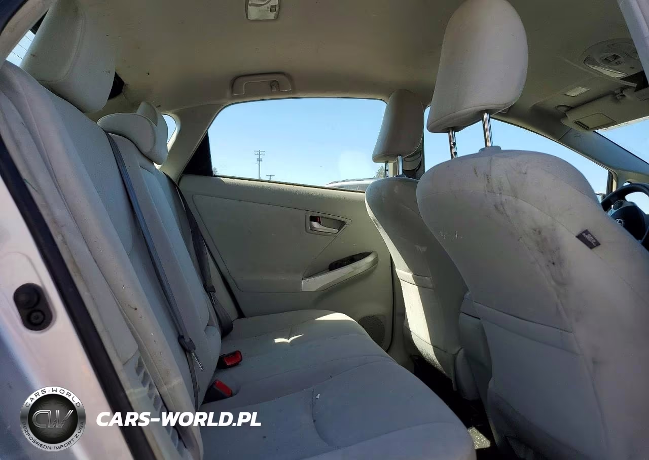 2015 Toyota Prius Three VIN:JTDKN3DU7F0433817 - 10