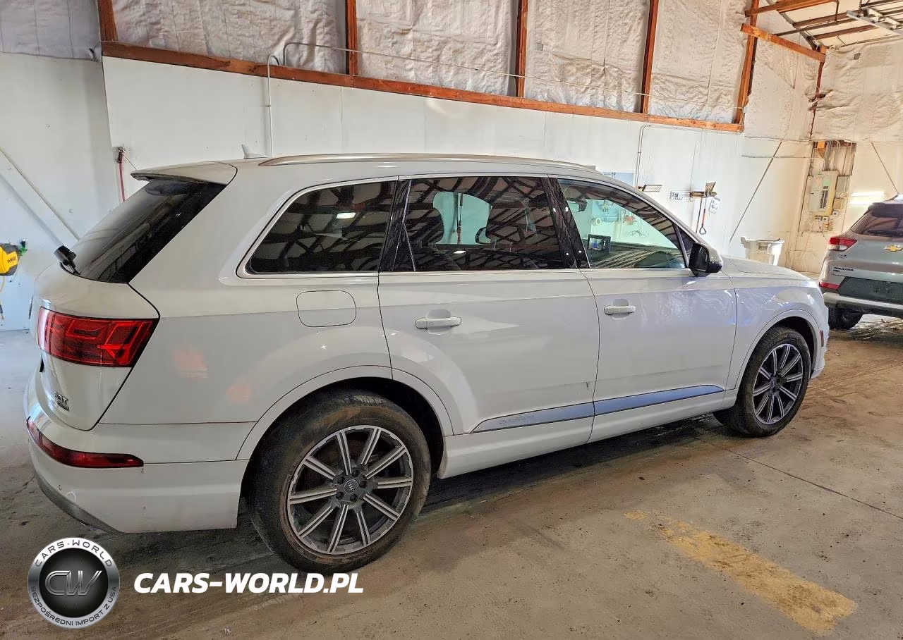 2018 Audi Q7 Premium Plus VIN:WA1LAAF76JD027261 - 3
