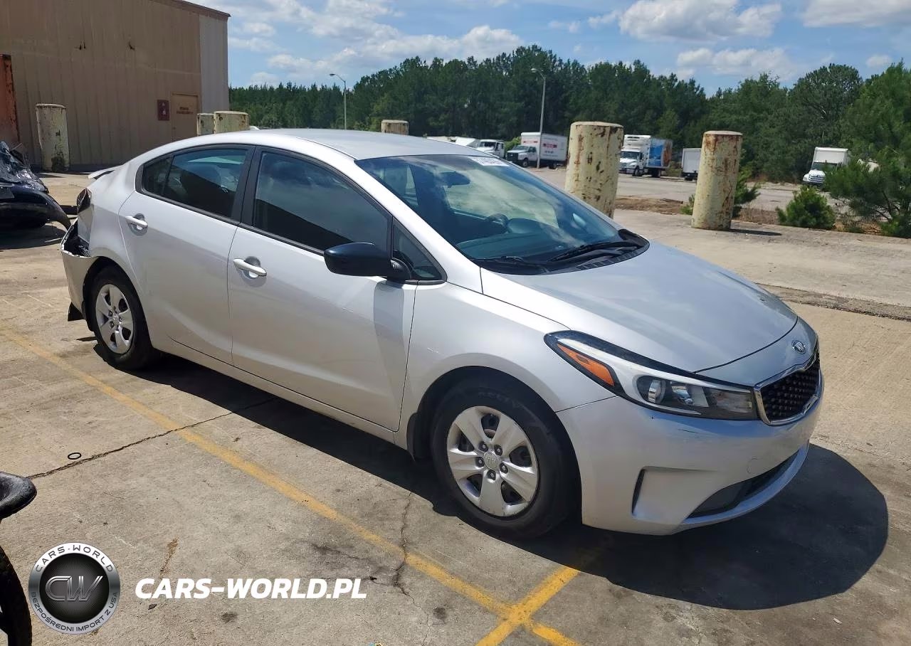 2017 Kia Forte Lx VIN:3KPFK4A72HE098247 - 4