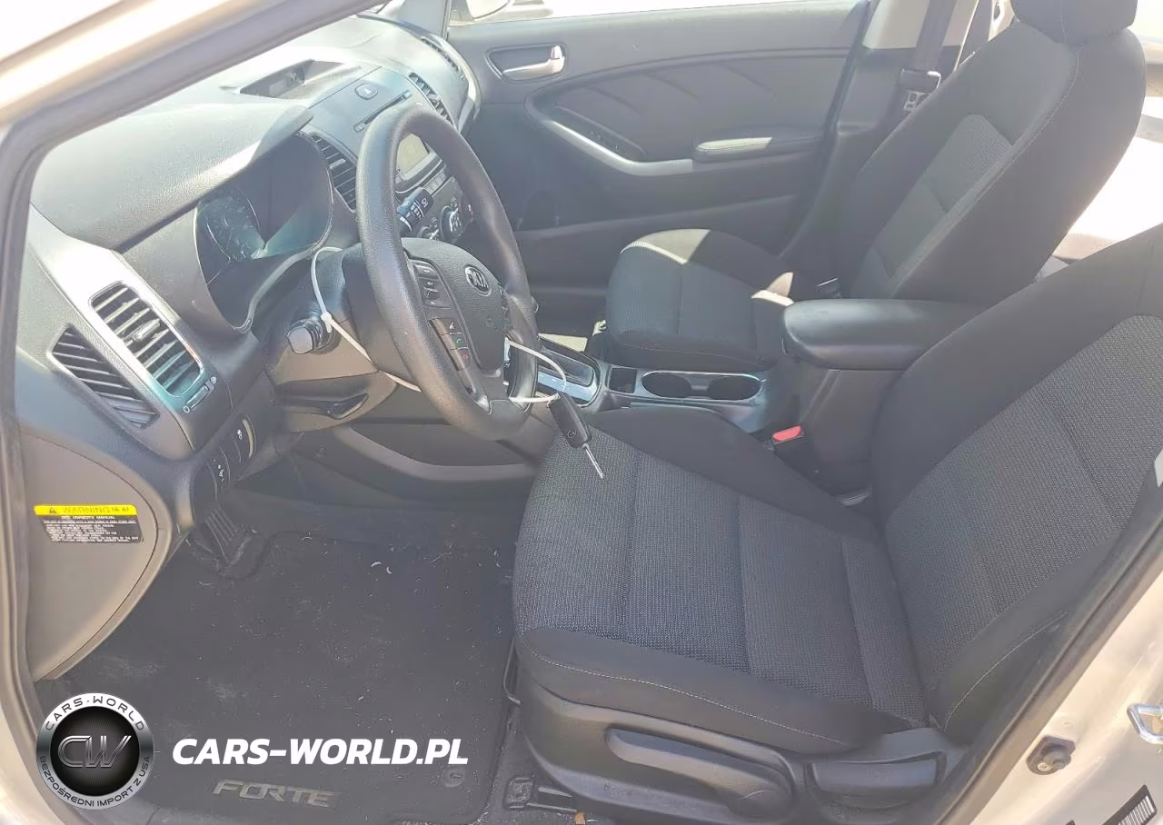 2017 Kia Forte Lx VIN:3KPFK4A72HE098247 - 7