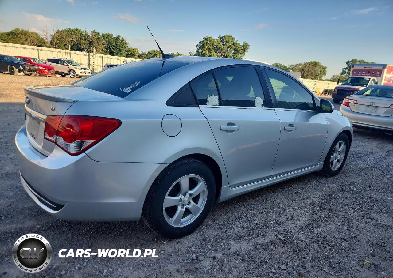 2014 Chevrolet Cruze Lt VIN:1G1PC5SB3E7448953 - 3