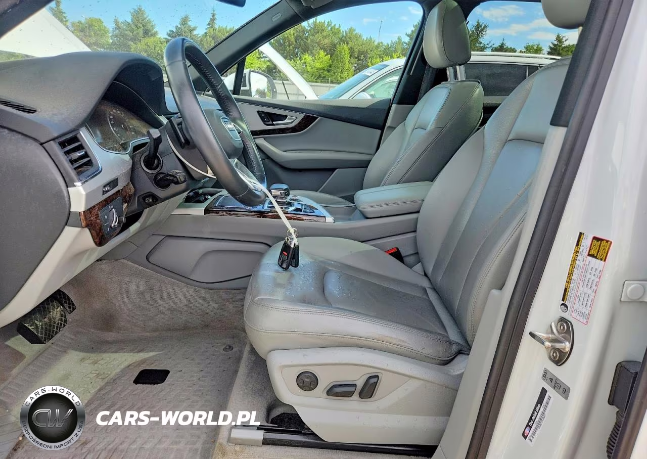 2019 Audi Q7 Premium VIN:WA1AHAF76KD025627 - 7