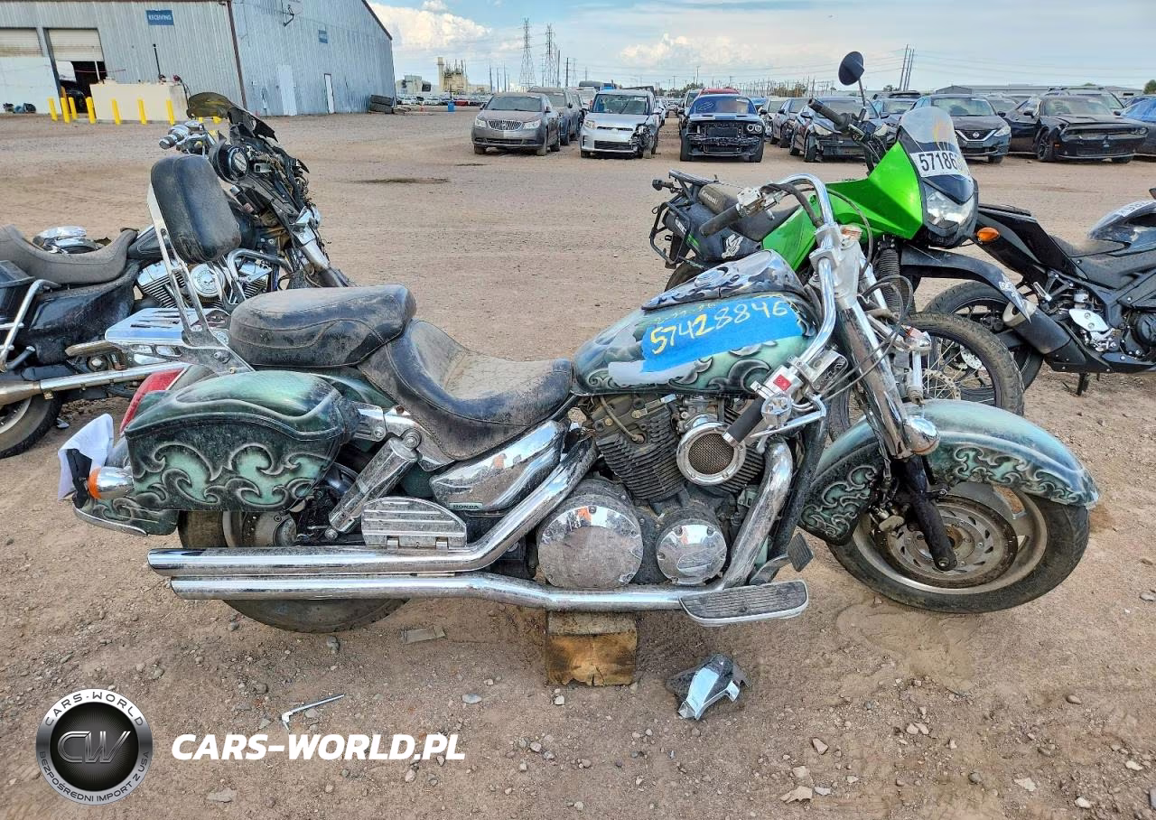2005 Honda Vtx1300 R