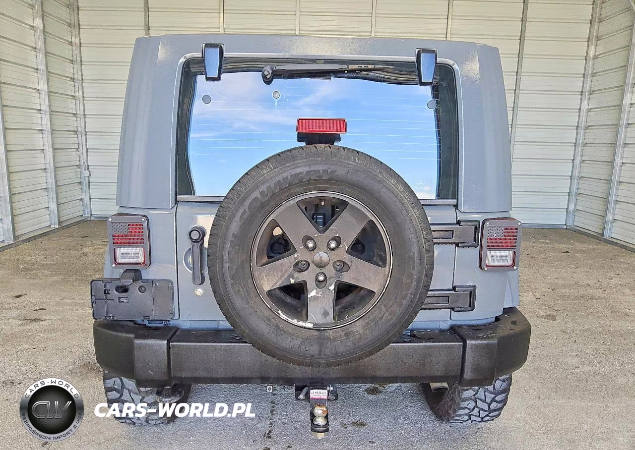 2017 Jeep Wrangler Unlimited Sport VIN:1C4BJWDG0HL562295 - 6