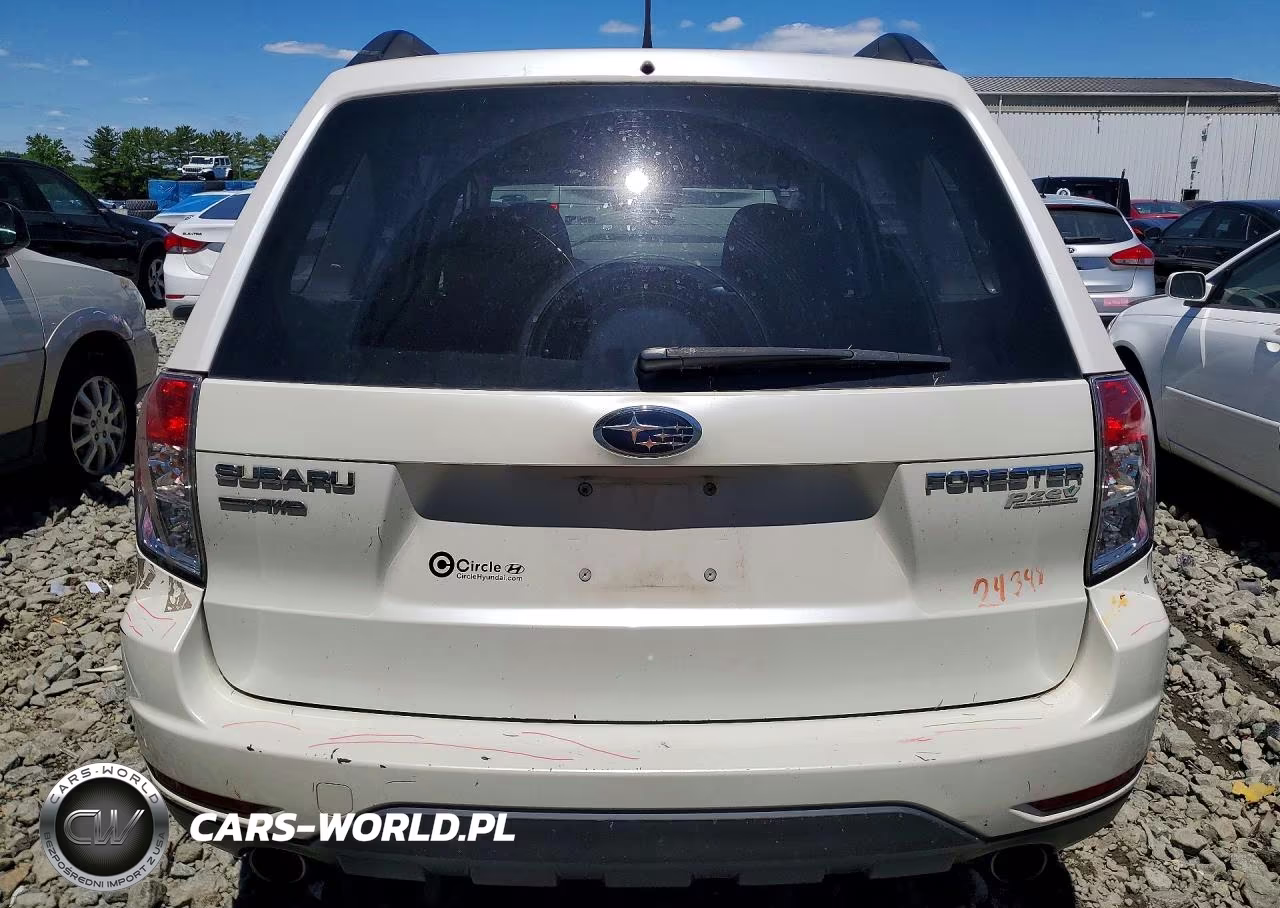 2013 Subaru Forester 2.5X Premium VIN:JF2SHADC3DH427452 - 6