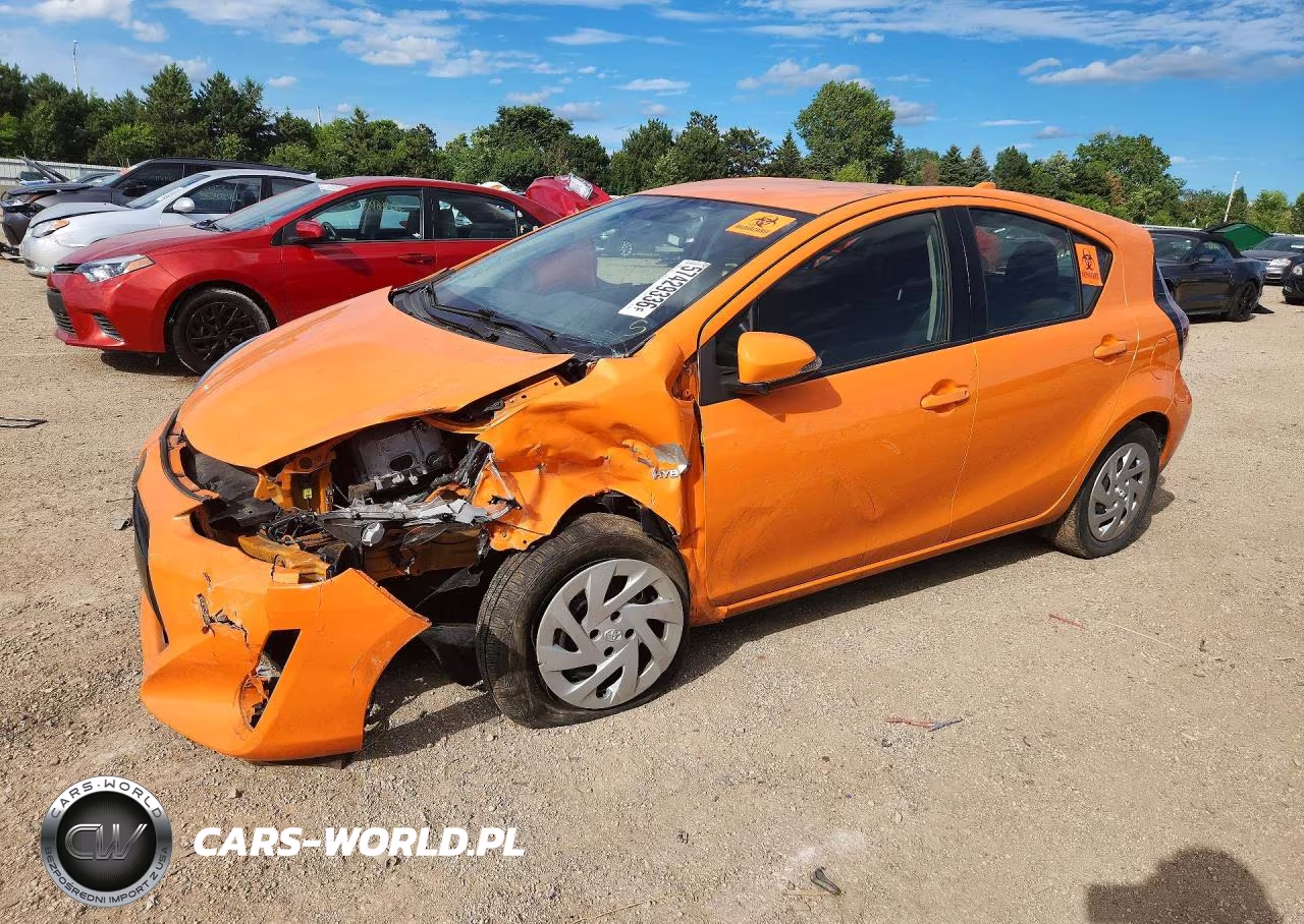 2016 Toyota Prius C Two