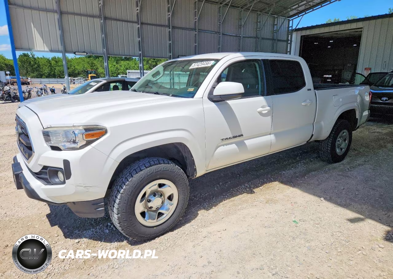 2016 Toyota Tacoma – zdjęcie 1 z 12