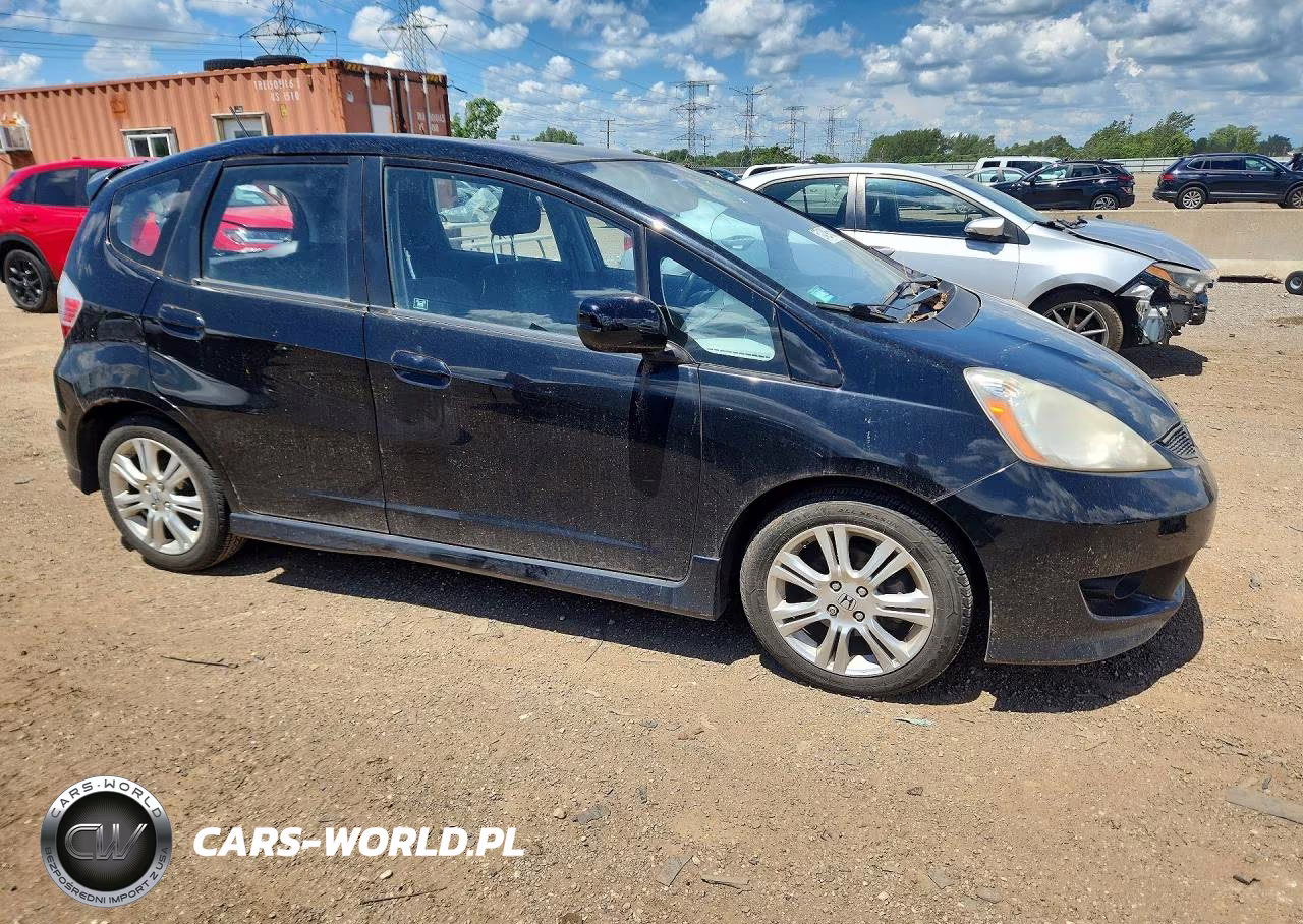 2009 Honda Fit Sport VIN:JHMGE88449S057436 - 4