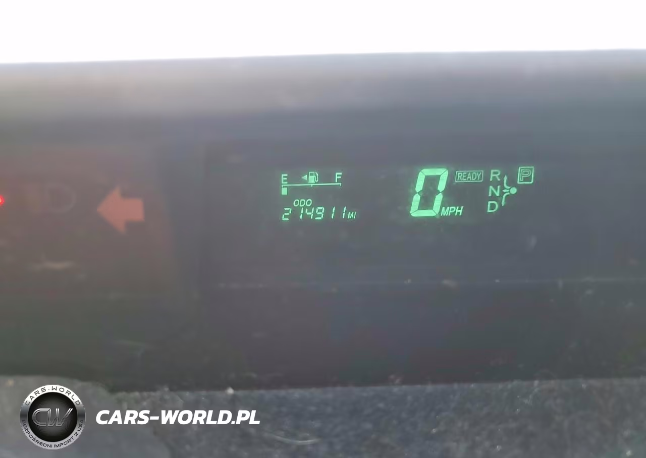 2005 Toyota Prius Base VIN:JTDKB20U350120240 - 9