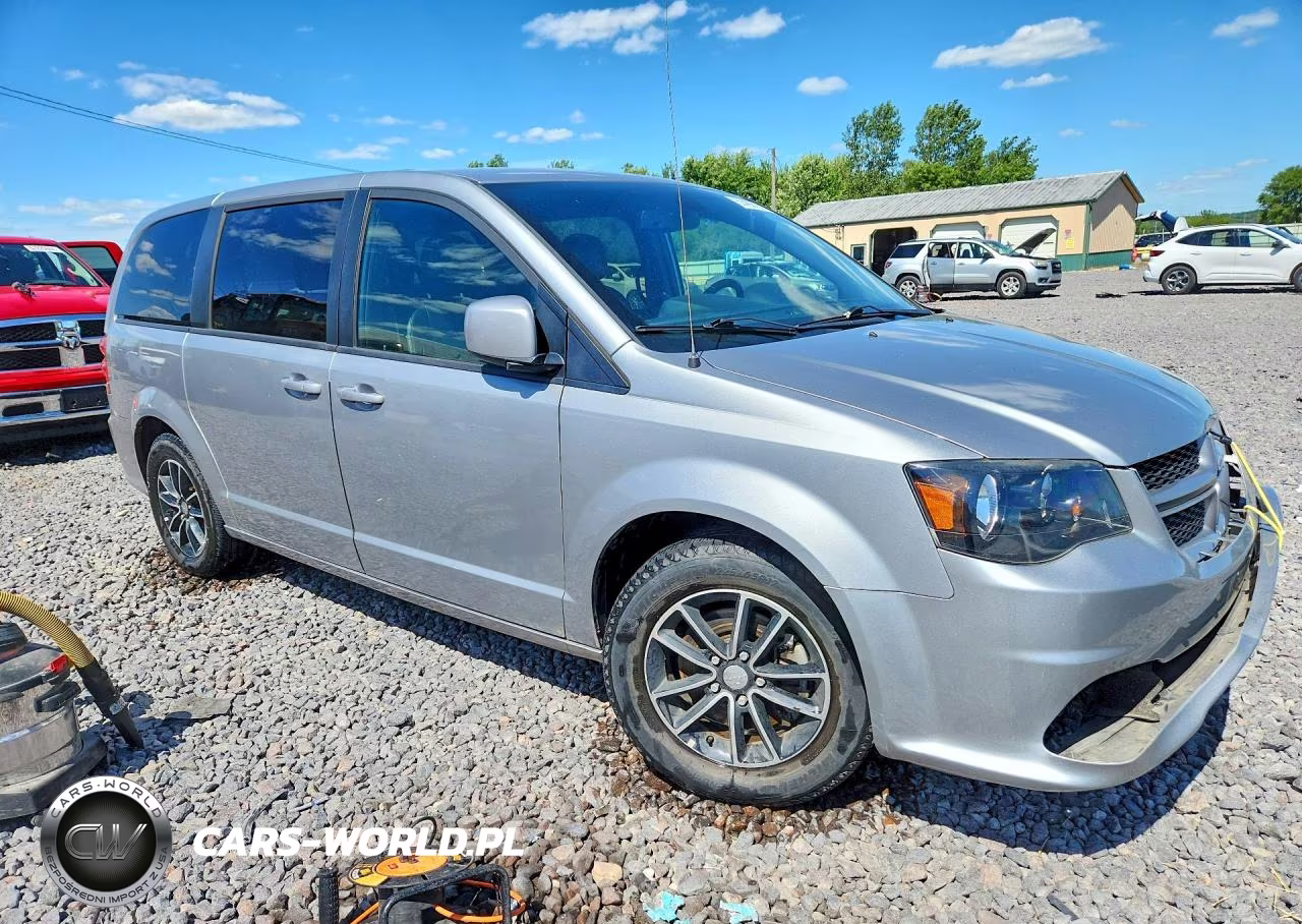 2019 Dodge Grand Caravan Gt VIN:2C4RDGEG4KR533147 - 4