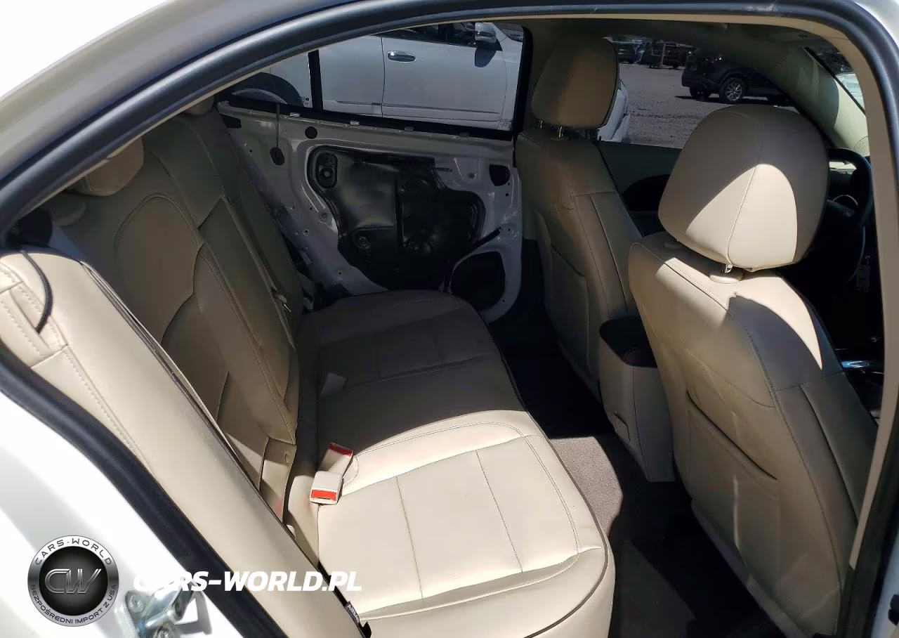 2014 Chevrolet Malibu 2Lt VIN:1G11E5SL4EF135506 - 10