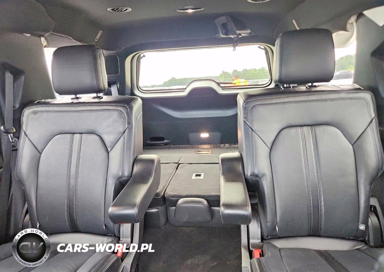 2019 Ford Expedition Limited VIN:1FMJU1KT3KEA71622 - 10