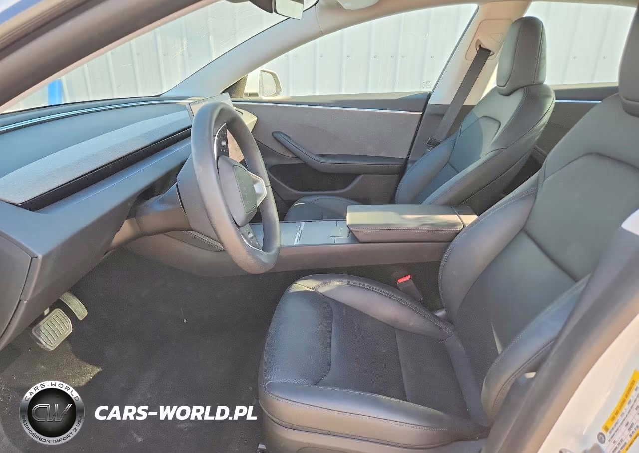 2025 Tesla Model 3 VIN:5YJ3E1EA5SF009979 - 7
