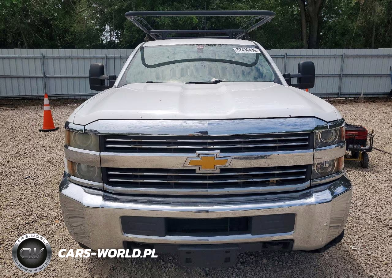 2015 Chevrolet Silverado C2500 Heavy Duty VIN:1GB2CUEG6FZ130192 - 5