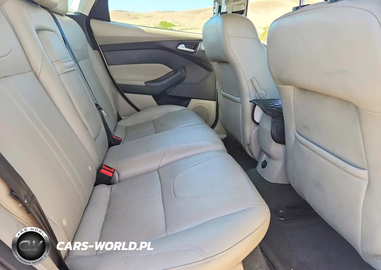 2012 Ford Focus Sel VIN:1FAHP3M26CL477827 - 10