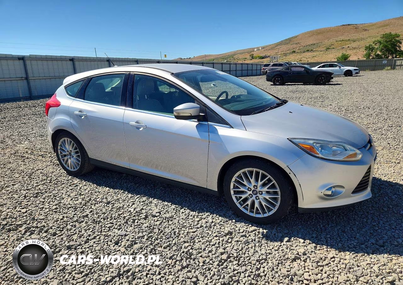 2012 Ford Focus Sel VIN:1FAHP3M26CL477827 - 4