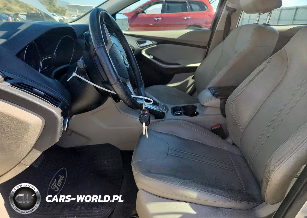 2012 Ford Focus Sel VIN:1FAHP3M26CL477827 - 7