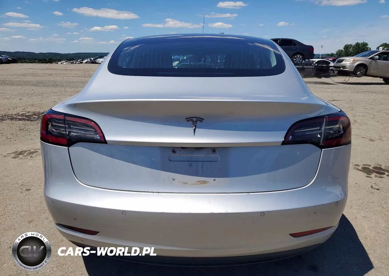 2018 Tesla Model 3 VIN:5YJ3E1EAXJF045973 - 6