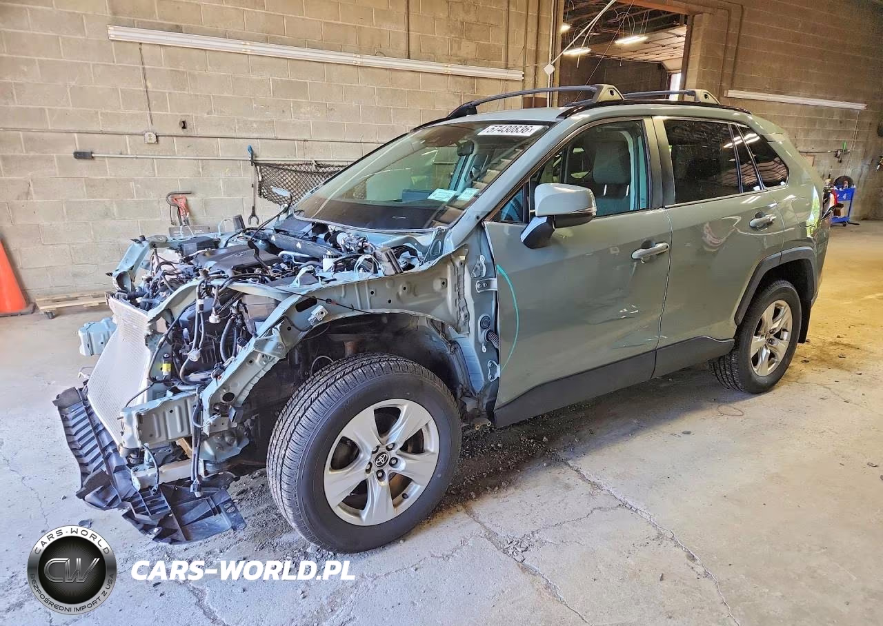 2021 Toyota Rav4 Xle – zdjęcie 1 z 14