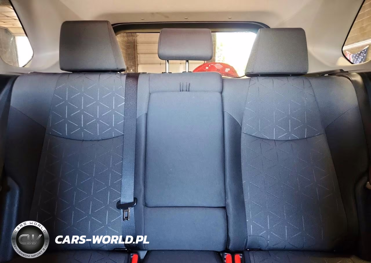 2021 Toyota Rav4 Xle VIN:2T3P1RFV6MW226905 - 10