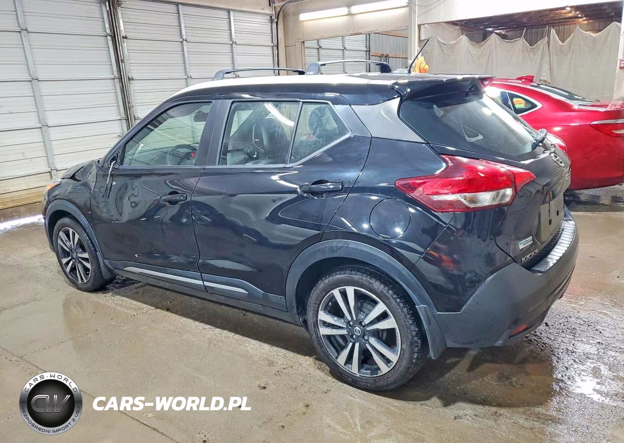 2019 Nissan Kicks Sr VIN:3N1CP5CU0KL562560 - 2